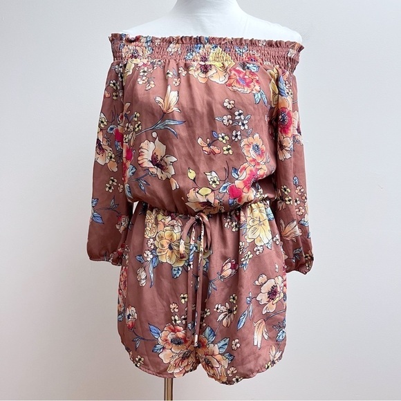 Active USA Mauve Floral Off the Shoulder Cinched Waist Romper Medium - Picture 1 of 10